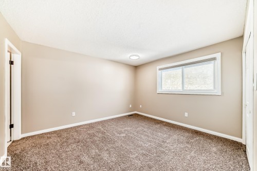 1923 52 Street Nw, Edmonton, AB - Indoor Photo Showing Other Room