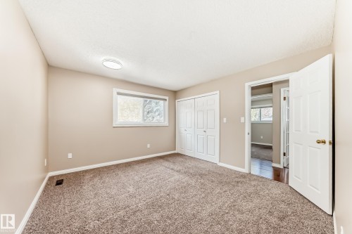 1923 52 Street Nw, Edmonton, AB - Indoor Photo Showing Other Room