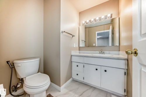 1923 52 Street Nw, Edmonton, AB - Indoor Photo Showing Bathroom