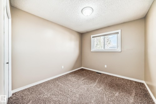 1923 52 Street Nw, Edmonton, AB - Indoor Photo Showing Other Room