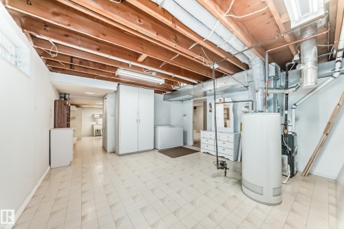 1923 52 Street Nw, Edmonton, AB - Indoor Photo Showing Basement