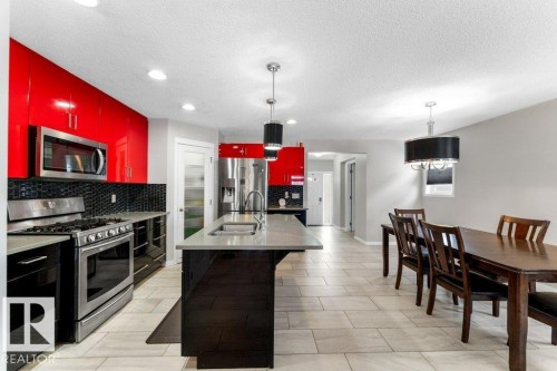 5254 20 Avenue, Edmonton, AB - Indoor