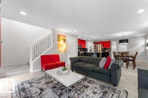5254 20 Avenue, Edmonton, AB - Indoor Photo Showing Living Room