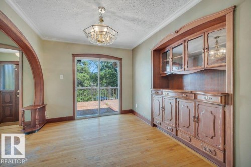 10148 87 Street, Edmonton, AB - Indoor