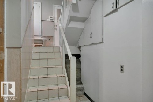 10148 87 Street, Edmonton, AB - Indoor