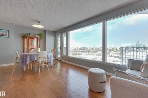 1302 10721 Saskatchewan Drive, Edmonton, AB - Indoor Photo Showing Dining Room