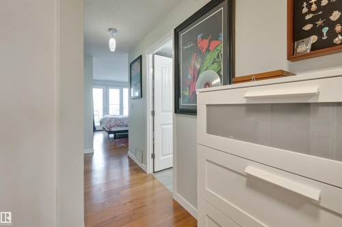 1302 10721 Saskatchewan Drive, Edmonton, AB - Indoor Photo Showing Other Room