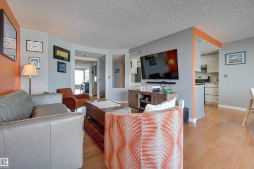 1302 10721 Saskatchewan Drive, Edmonton, AB - Indoor Photo Showing Living Room