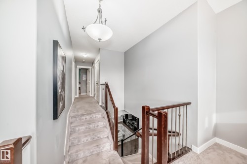 1170 Hays Drive, Edmonton, AB - Indoor Photo Showing Other Room