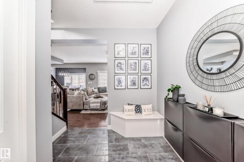 1170 Hays Drive, Edmonton, AB - Indoor Photo Showing Other Room