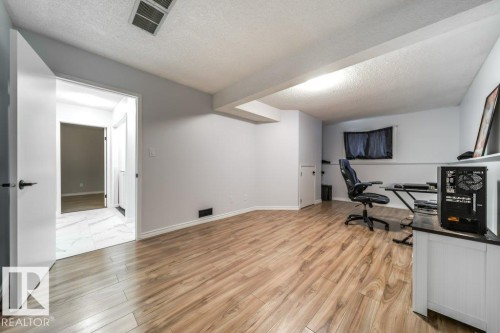 1877 Mill Woods Road E, Edmonton, AB - Indoor