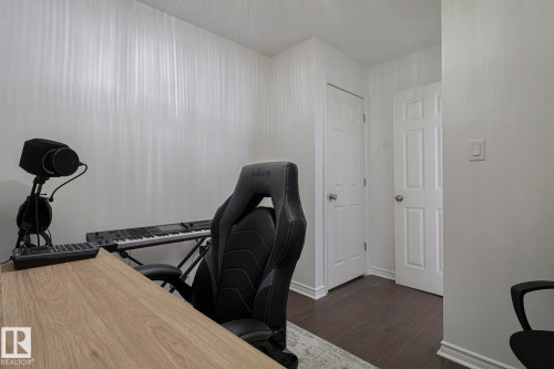 663 Abbottsfield Road, Edmonton, AB - Indoor Photo Showing Office