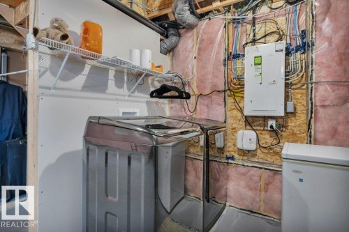 274 Charlesworth Drive, Edmonton, AB - Indoor Photo Showing Basement