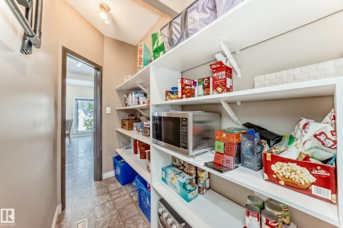 7548 Speaker Way Nw, Edmonton, AB - Indoor Photo Showing Other Room