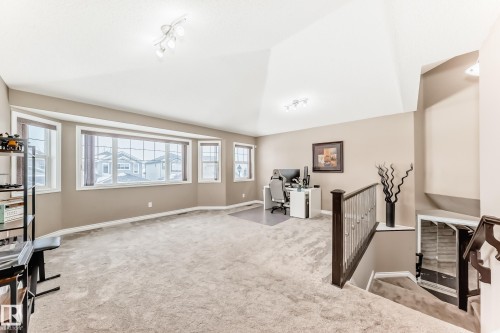 7548 Speaker Way Nw, Edmonton, AB - Indoor