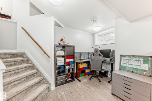 7548 Speaker Way Nw, Edmonton, AB - Indoor