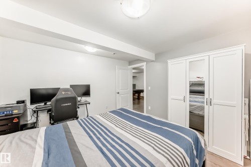 7548 Speaker Way Nw, Edmonton, AB - Indoor Photo Showing Bedroom