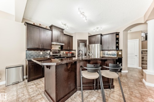 7548 Speaker Way Nw, Edmonton, AB - Indoor Photo Showing Kitchen With Upgraded Kitchen