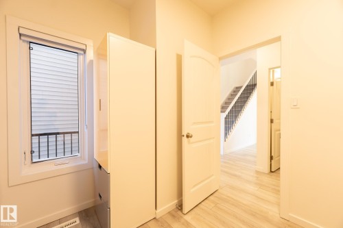 3227 Kulay Way, Edmonton, AB - Indoor Photo Showing Other Room