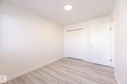 3227 Kulay Way, Edmonton, AB - Indoor Photo Showing Other Room