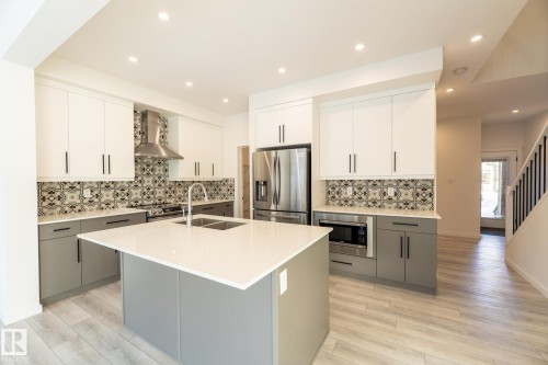 3227 Kulay Way, Edmonton, AB - Indoor Photo Showing Kitchen With Double Sink With Upgraded Kitchen