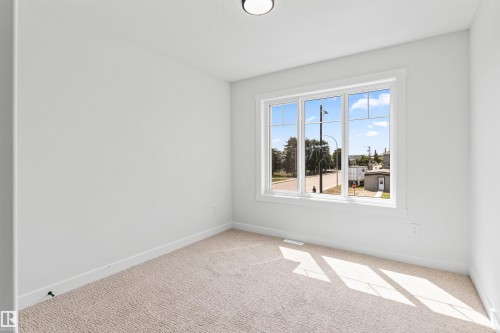 5002 53 Ave, Calmar, AB - Indoor Photo Showing Other Room