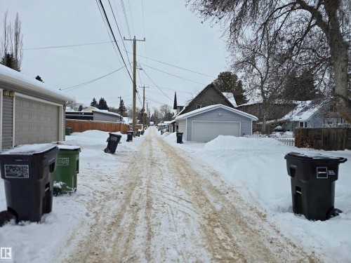 9607 72 Avenue, Edmonton, AB 