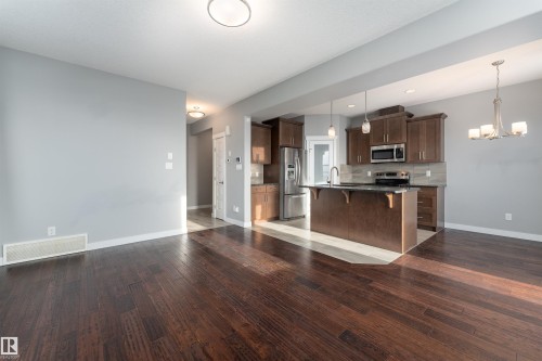 75 Richmond Link, Fort Saskatchewan, AB - Indoor Photo Showing Kitchen