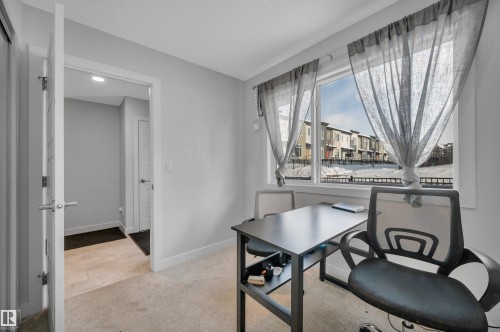 141 804 Welsh Drive, Edmonton, AB - Indoor