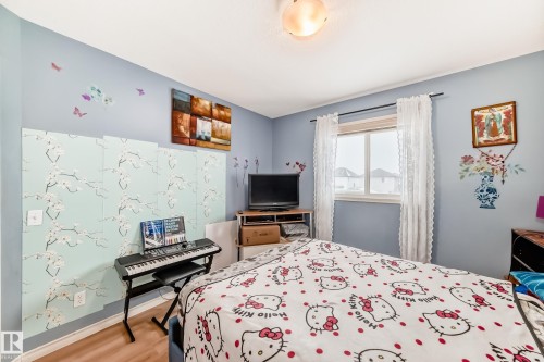 113 Keystone Lane, Leduc, AB - Indoor Photo Showing Bedroom