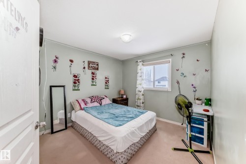 113 Keystone Lane, Leduc, AB - Indoor Photo Showing Bedroom