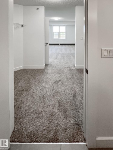 406 667 Watt Boulevard, Edmonton, AB - Indoor Photo Showing Other Room