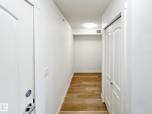 406 667 Watt Boulevard, Edmonton, AB - Indoor Photo Showing Other Room
