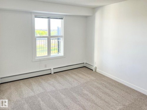 406 667 Watt Boulevard, Edmonton, AB - Indoor Photo Showing Other Room