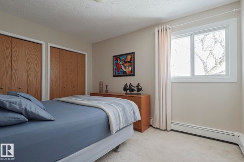 6 3839 76 Street, Edmonton, AB - Indoor Photo Showing Bedroom