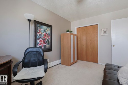 6 3839 76 Street, Edmonton, AB - Indoor Photo Showing Office