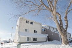 6 3839 76 Street  Edmonton, AB T6K 2P9