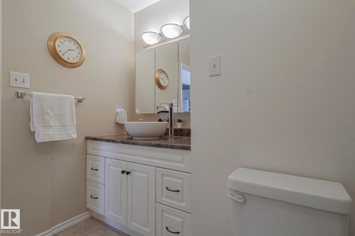 6 3839 76 Street, Edmonton, AB - Indoor Photo Showing Bathroom