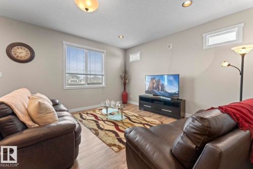 302 A Aurora Way, Cold Lake, AB - Indoor Photo Showing Living Room