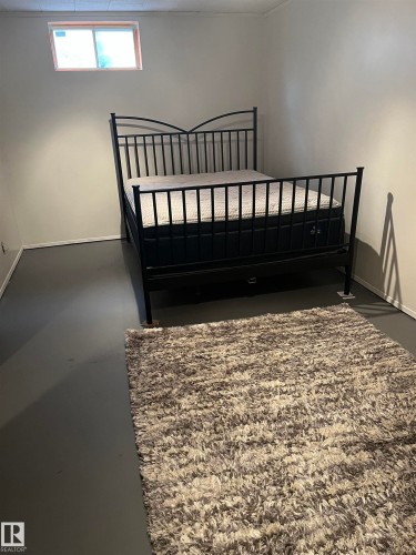 4508 44 Avenue, Stony Plain, AB - Indoor Photo Showing Bedroom