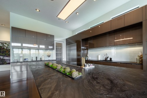 622 Howatt Drive, Edmonton, AB - Indoor Photo Showing Other Room