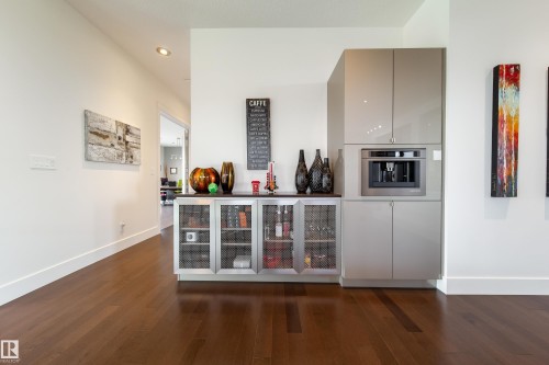 622 Howatt Drive, Edmonton, AB - Indoor Photo Showing Other Room