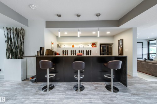 622 Howatt Drive, Edmonton, AB - Indoor