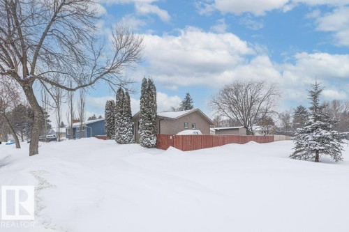 View of snow covered exterior - 1 Larkspur Crescent, St. Albert, AB - Outdoor With View