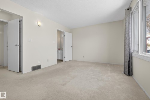 1004 61 Street, Edmonton, AB - Indoor Photo Showing Other Room