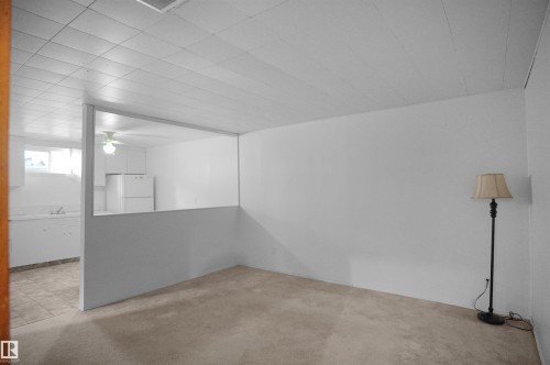 13007 93 Street, Edmonton, AB - Indoor Photo Showing Other Room