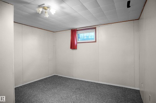 13007 93 Street, Edmonton, AB - Indoor Photo Showing Other Room