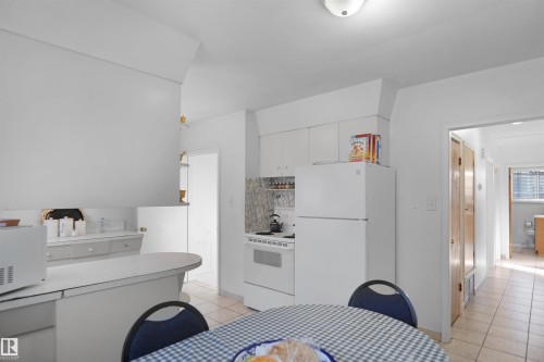 13007 93 Street, Edmonton, AB - Indoor