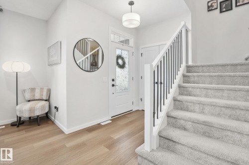 7012 54 Avenue, Beaumont, AB - Indoor Photo Showing Other Room