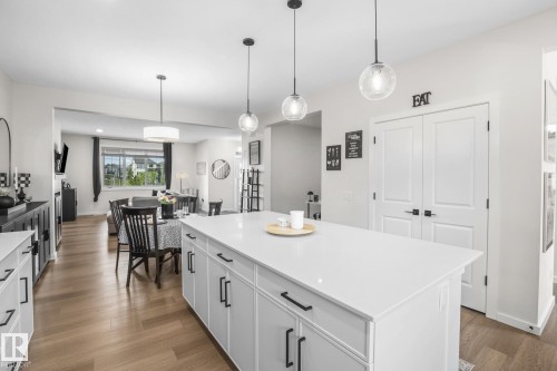 7012 54 Avenue, Beaumont, AB - Indoor Photo Showing Kitchen With Upgraded Kitchen